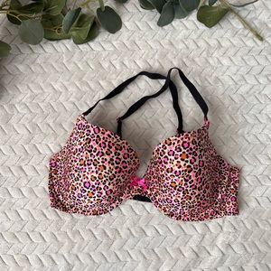Victoria’s Secret Demi bra, 34d, adjustable back.